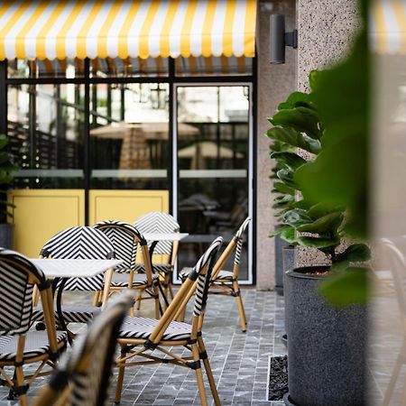 Forum Park Hotel Бангкок Экстерьер фото